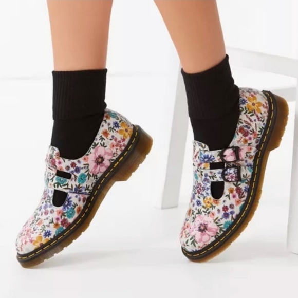 Doc Martens 8065 Wanderlust Floral Mary Jane Shoes in Bone/Mallow Pink Sz 7 RARE - Picture 2 of 13
